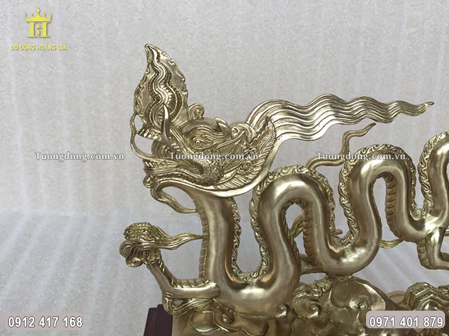 Từng họa tiết hoa văn được chăm chút tỉ mỉ